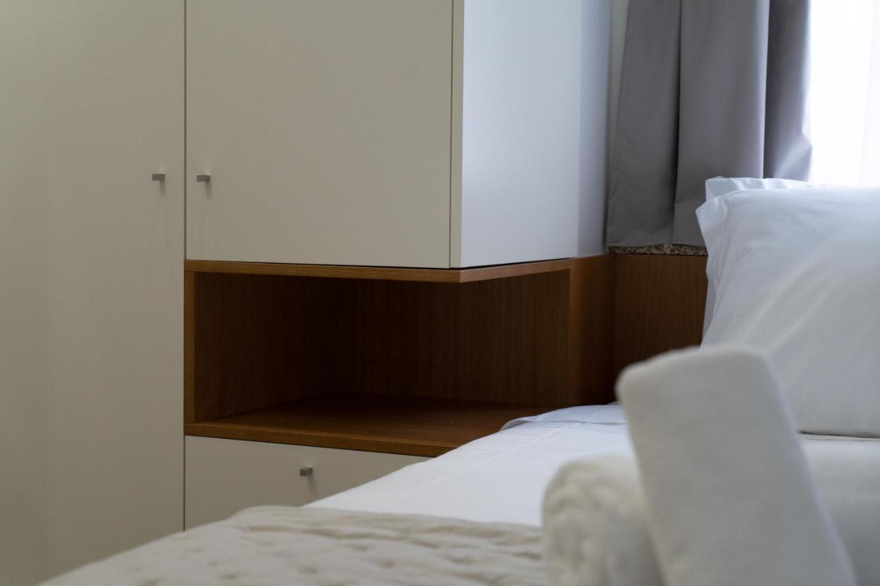 Ferienwohnung Alma Invicta Almada Porto Exterior foto