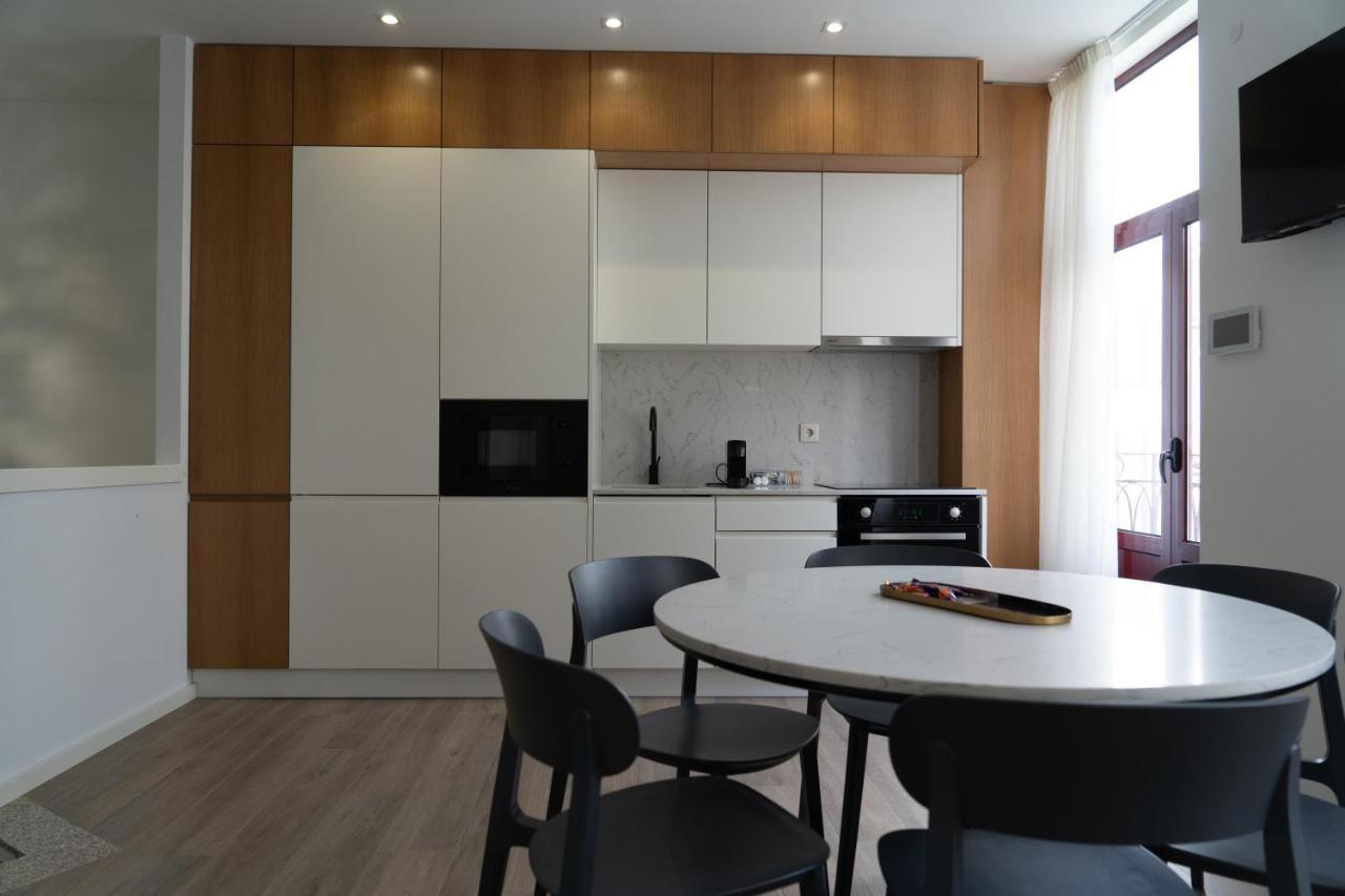 Ferienwohnung Alma Invicta Almada Porto Exterior foto